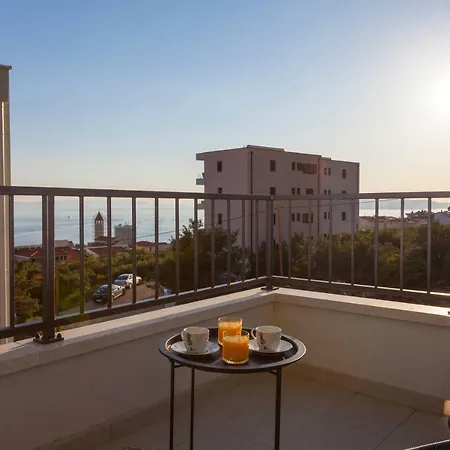 Apartment Frane *