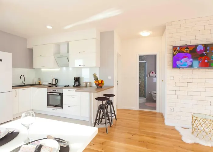 Frane מאקרסקה